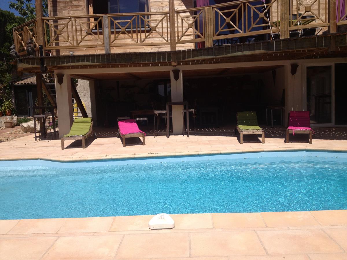 Esprit D'Ailleurs Bed & Breakfast Baillargues Bagian luar foto