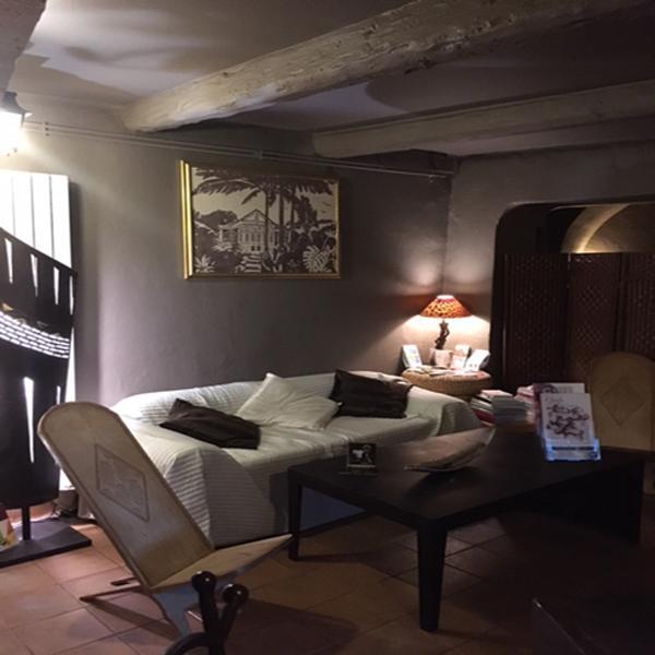 Esprit D'Ailleurs Bed & Breakfast Baillargues Bagian luar foto